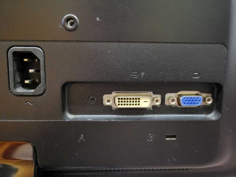 Монітор ViewSonic