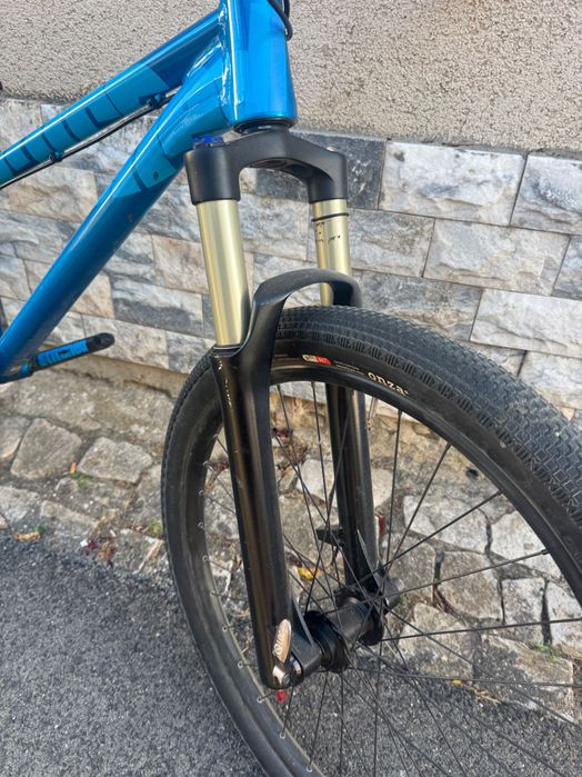 Bicicleta de dirt Canyon Stitched 360