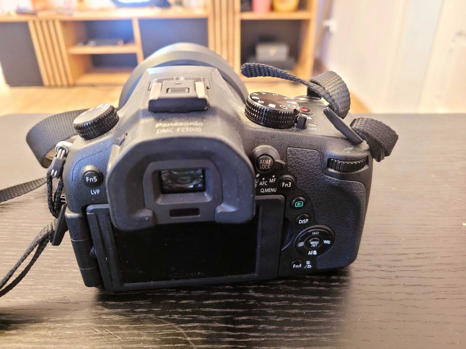 Aparat fotograficzny Panasonic DMC-FZ1000