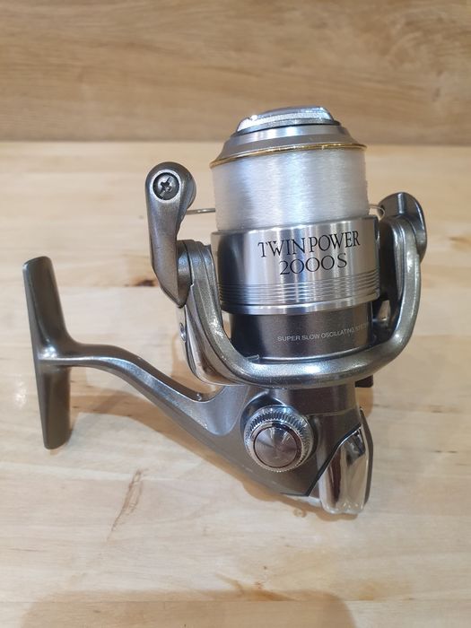 TWIN POWER 　08 2000S Shimano Twin Power Mg - Kołowrotki wędkarskie z przednim hamulcem