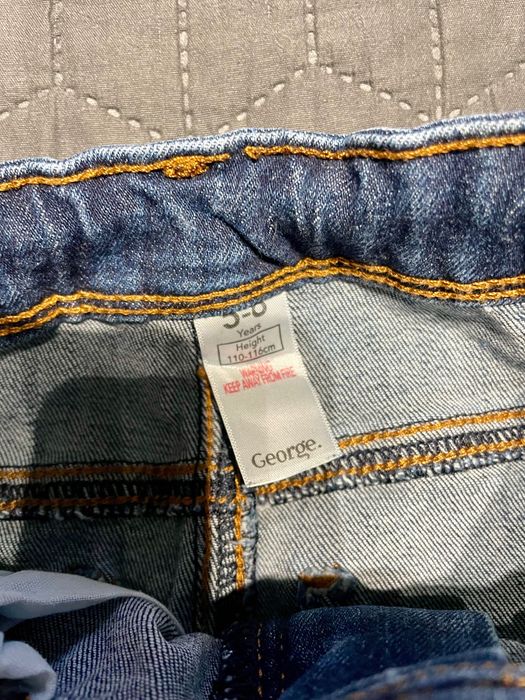 Dżinsy George dla dziecka 5-6 lat, rozmiar 110-116 cm, stan bdb