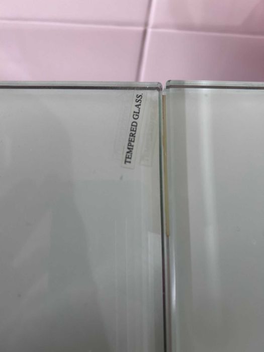 Mesa de vidro temperado extensível + 6 Cadeiras