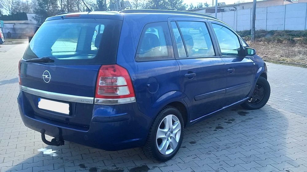 Opel Zafira B 1.9 CDTI lift automat
