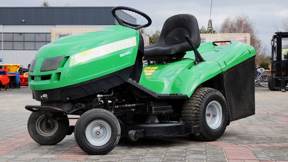 Traktorek kosiarka Viking Cyclon NOWY SILNIK (260224.6) - Baras