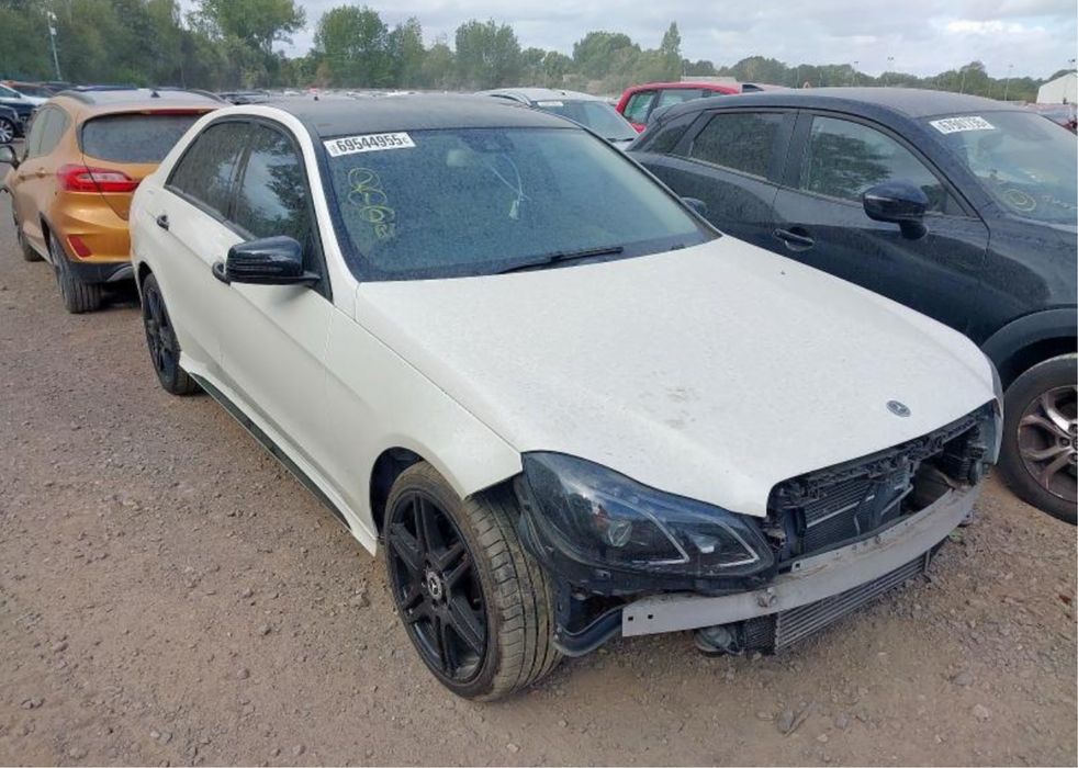 Mercedes E250 2015 року 2.2