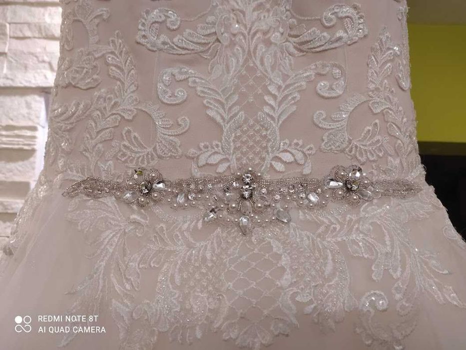 Piękna suknia ślubna