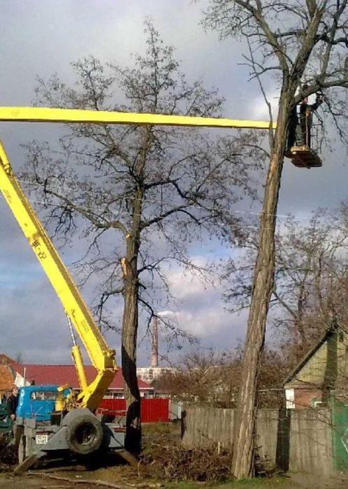 Вывоз мусора, экскаватор, самосвал, автовышка