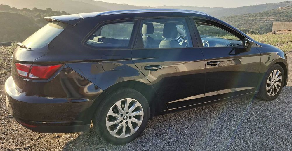 Seat Leon ST 1.6 TDI 110cv Ecomotive foto 4