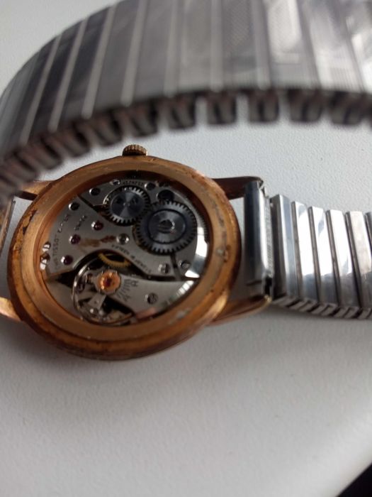 Relógio de marca tissot