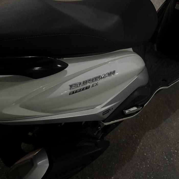 Suzuki Burgman 125 (2023) – 4.400 km