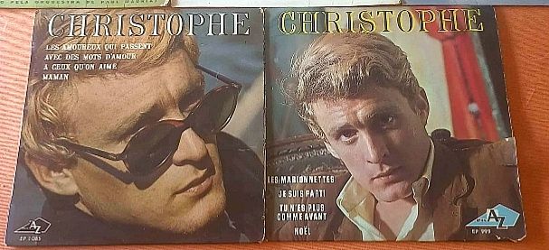 Vendo 14 singles pequenos vinil 1.5 € cada valor negociavel mediante a
