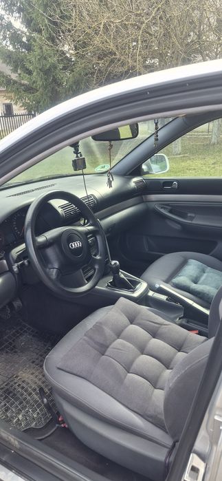 Audi A4 Avant (B5)