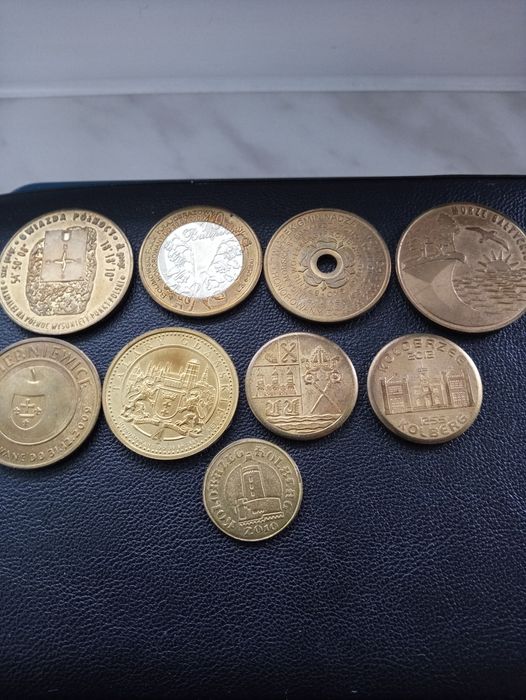 Zestaw monet lokalnych