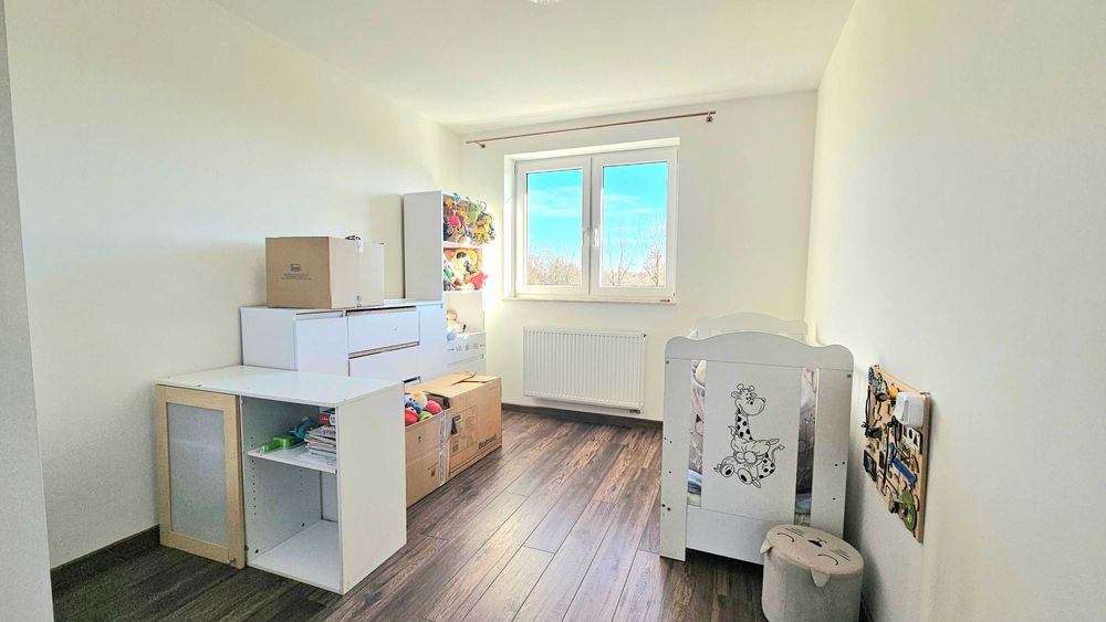 Nowoczesny segment w Skierniewicach - garaż, fotowoltaika, ogród!