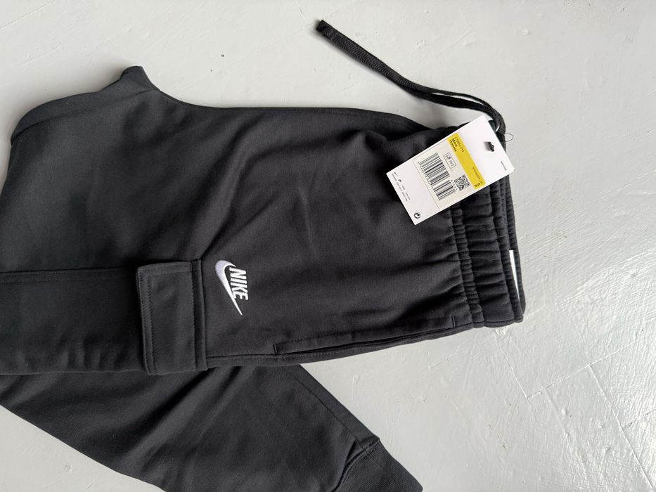 Spodnie dresowe Nike Sportswear Club Fleece