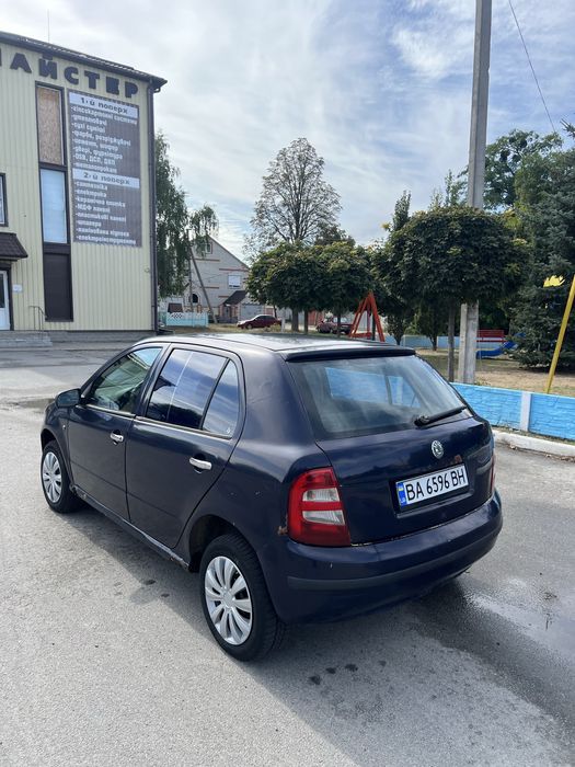 Skoda fabia на увереном ходу