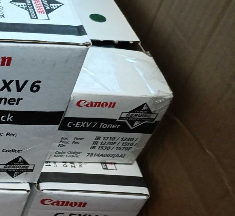 оригінальний тонер-картридж Canon C-EXV7 Black 7814A002