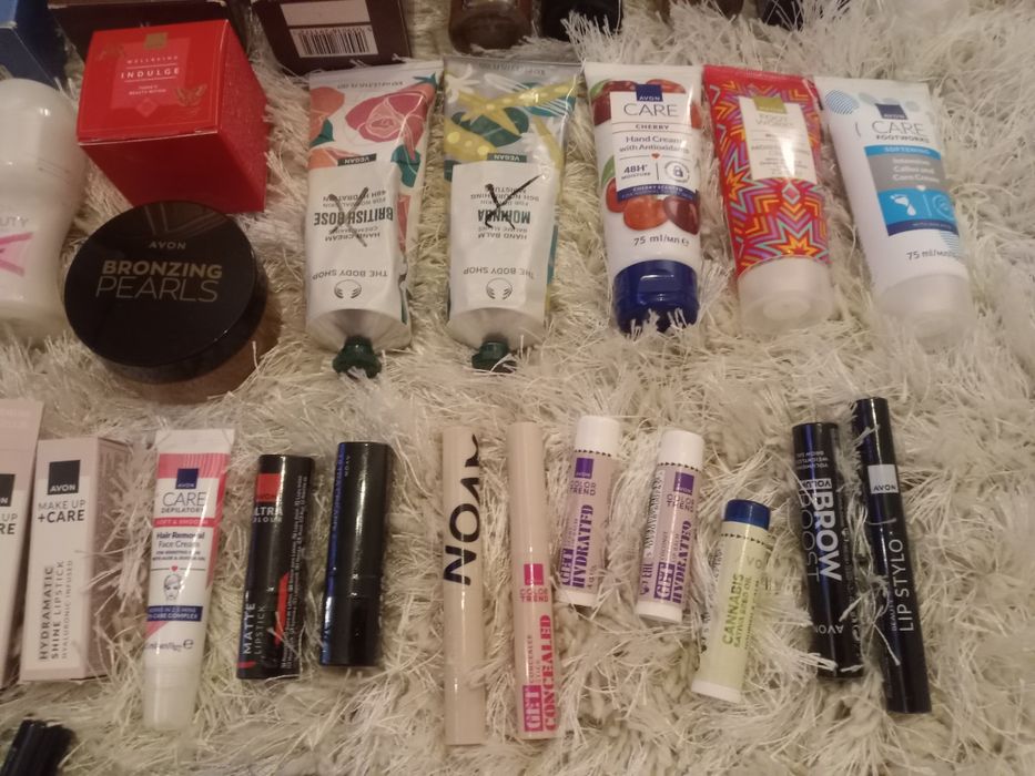 Avon Mega zestaw kosmetyków 57 sztuk. Nowe!!!