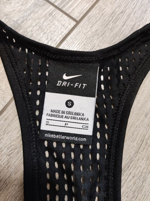 Женская майка Nike