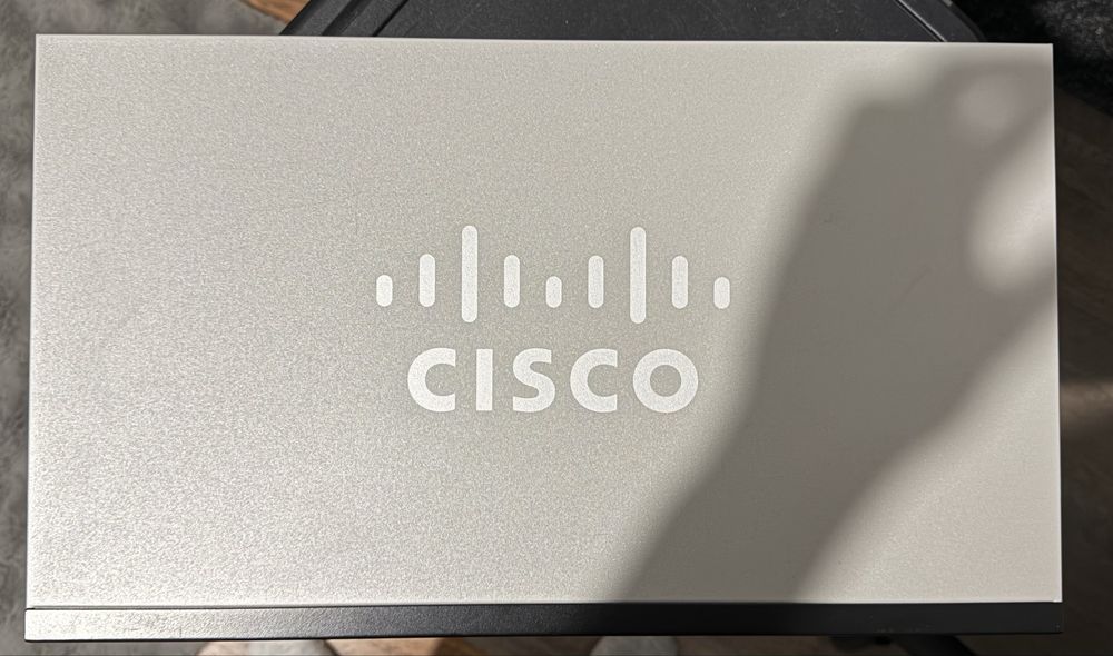 Switch Cisco SF200-24 POE