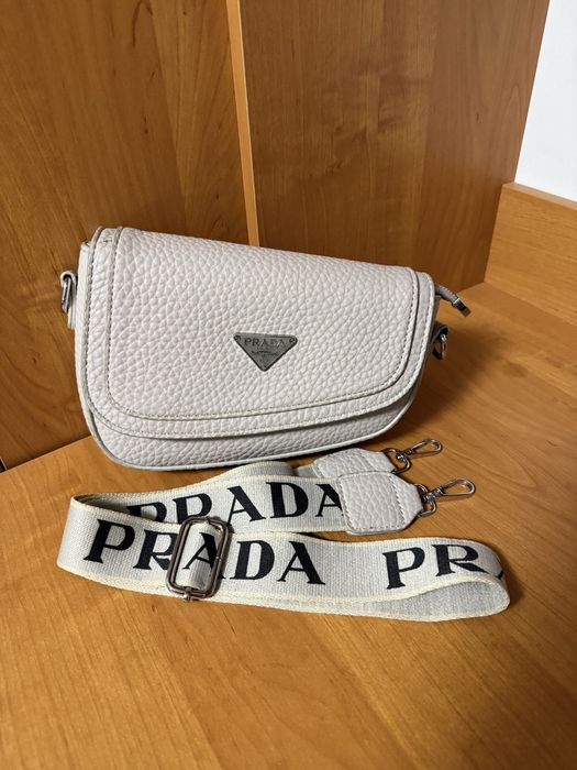 Сумка через плече жіноча