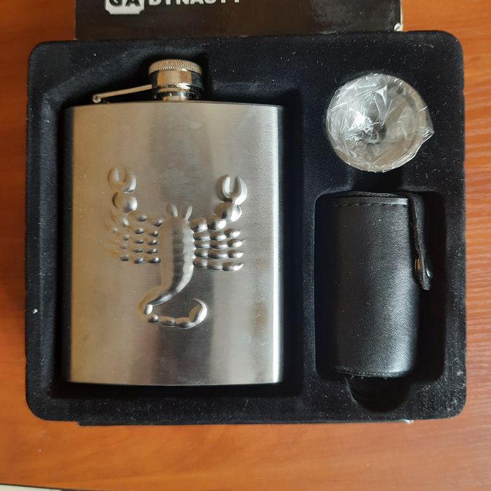 Продам фляга кармана.