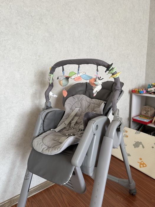 стільчик для годування chicco polly magic relax