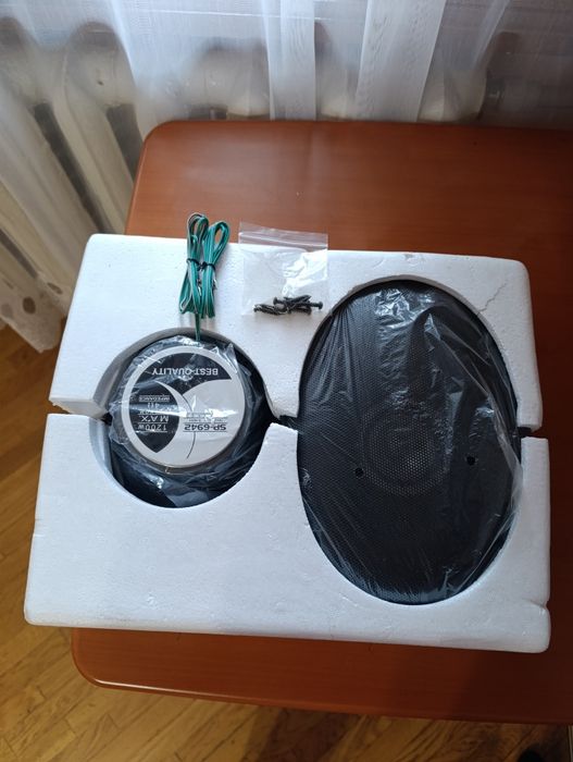 Трисмугова автомобільна акустична система Harman SP-6942,розмір 6x 9(овали)
