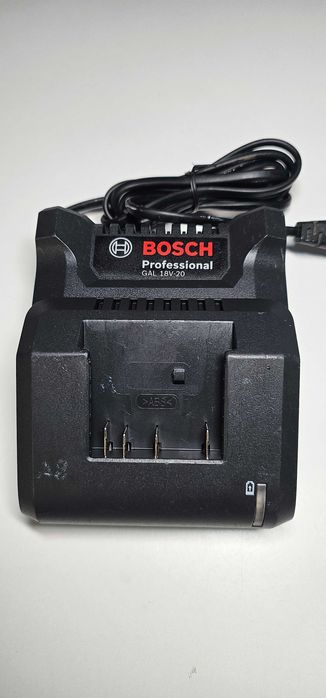 Ładowarka BOSCH  GAL 18V-20