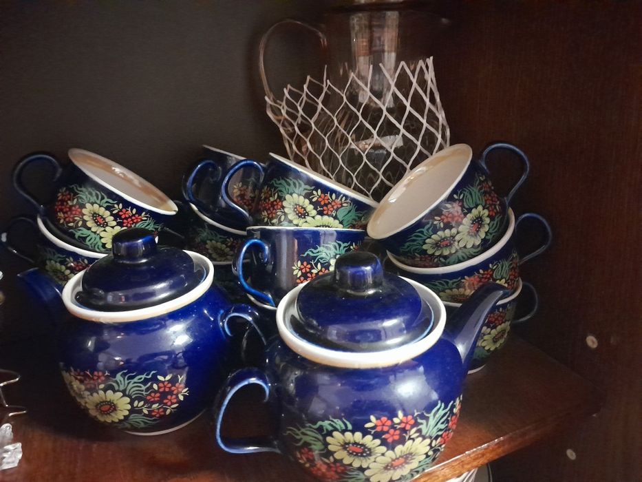 Продам набор чашек