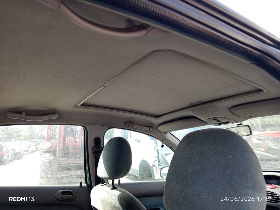 Para peças Peugeot 206 1.1 ano 2000