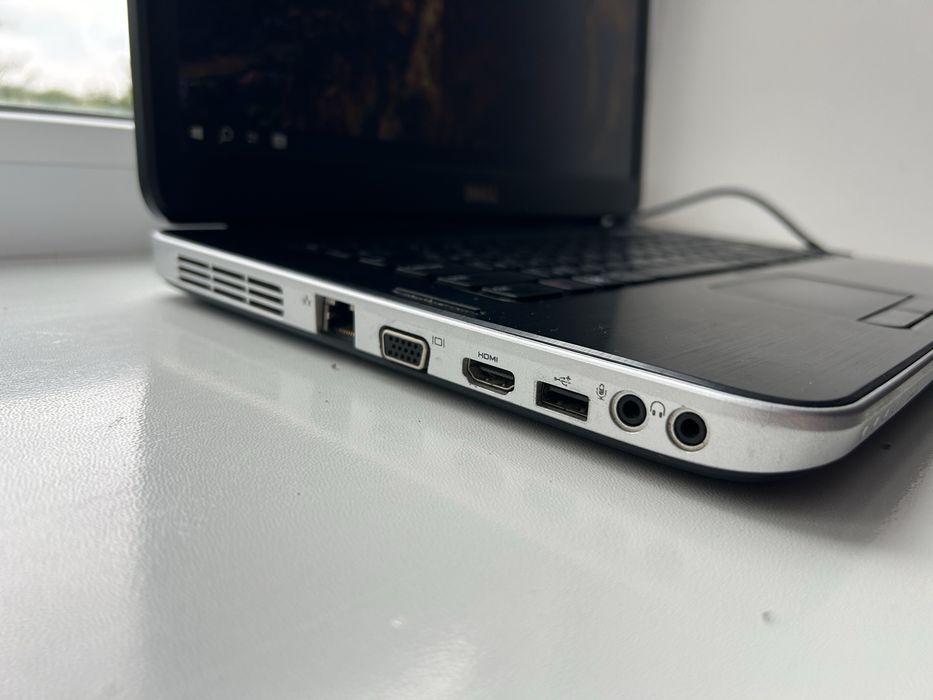 Dell Vostro 1540/i3 2.4Ghz/ 4Gb Ram