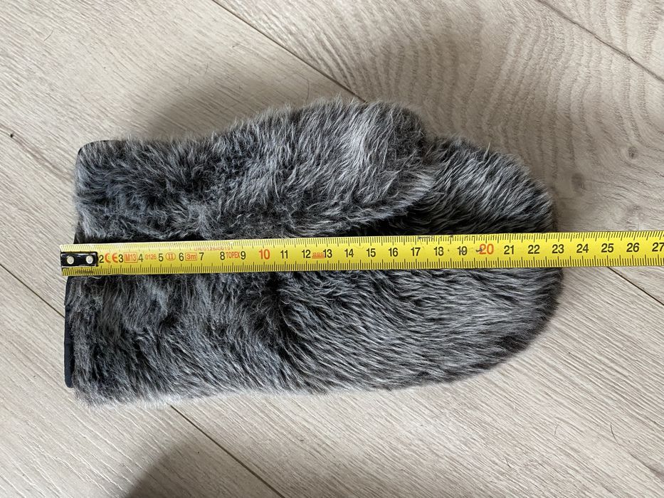 Рукавицы меховые варежки Only