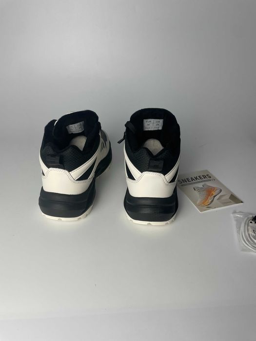Ogrzewane sneakersy podgrzewane na zimę trapery buty zimowe [911]