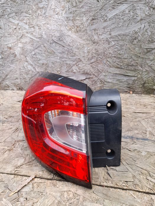 Lampy tył Renault Captur I Lewa Prawa, stan bardzo dobry