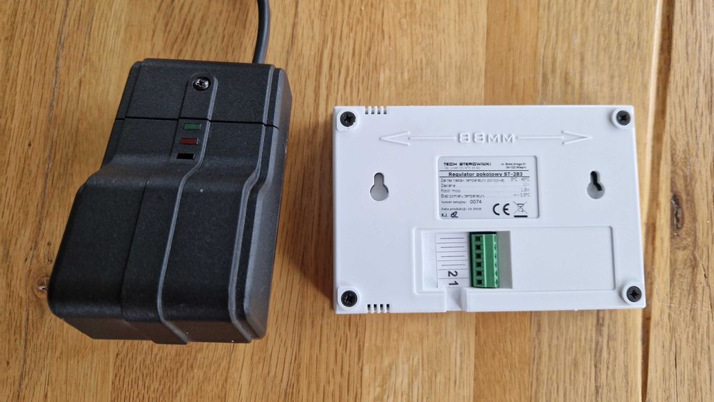 Regulator / sterownik pokojowy TECH ST-283