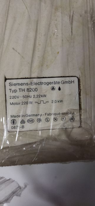 Secador de mão elétrico