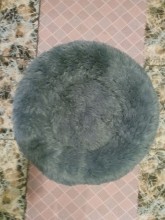 Puff peludo de 0,70m para gatos  NOVO