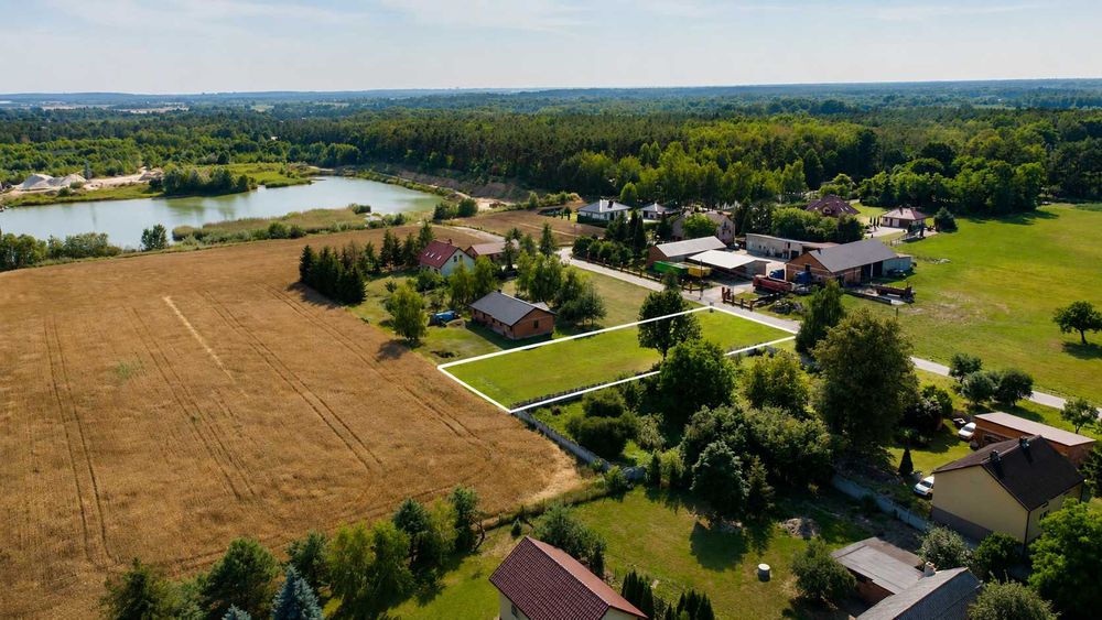 Działka budowlana 1583 m² - Tymianka gm. Stryków (media, asfalt, MPZP)