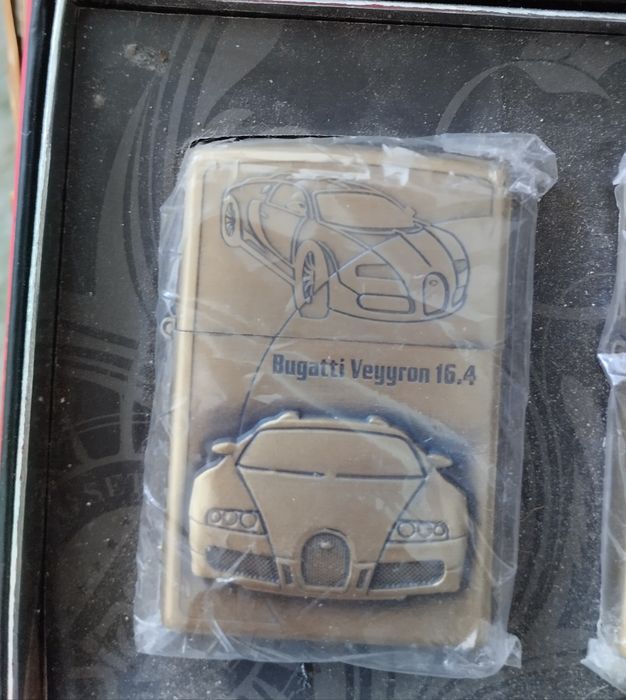 Conjunto de 4 isqueiros tipo Zippo - Novo