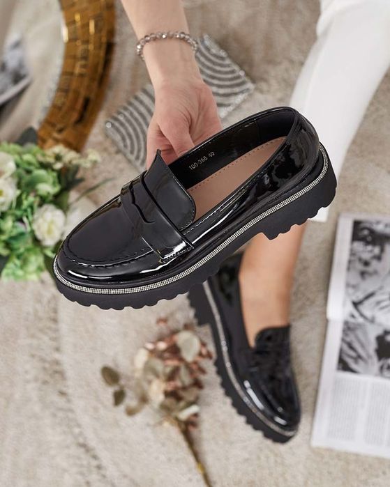 36 37 38 mokasyny 39 40 41 lakierowane z cyrkoniami na grubej podeszwi