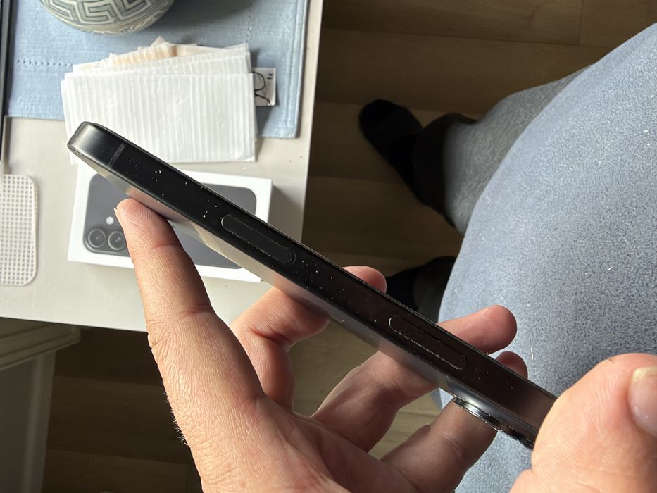 Iphone 16 czarny