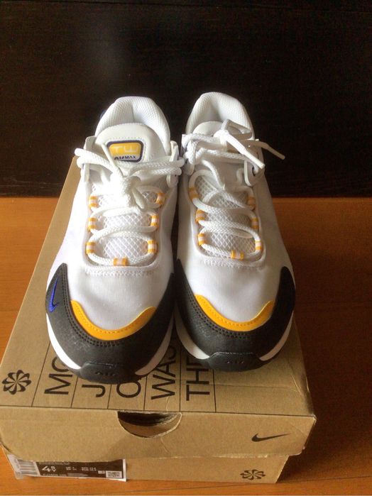 Sapatilhas novas Nike Air Max tw nn gs t36,5 e Chicco t26