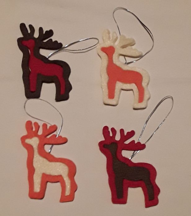 30 Enfeites para árvore de Natal, em feltro