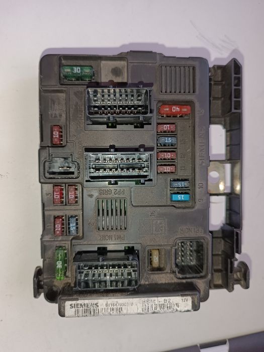 Caixa Fusiveis Peugeot 206 de 2002