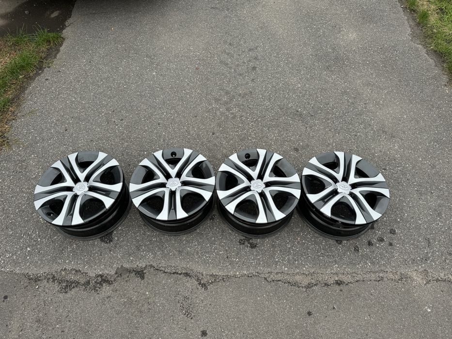 Toyota Залізні дисики 5x114.3 з ковпаками та датчиками Rav4 2017 r17