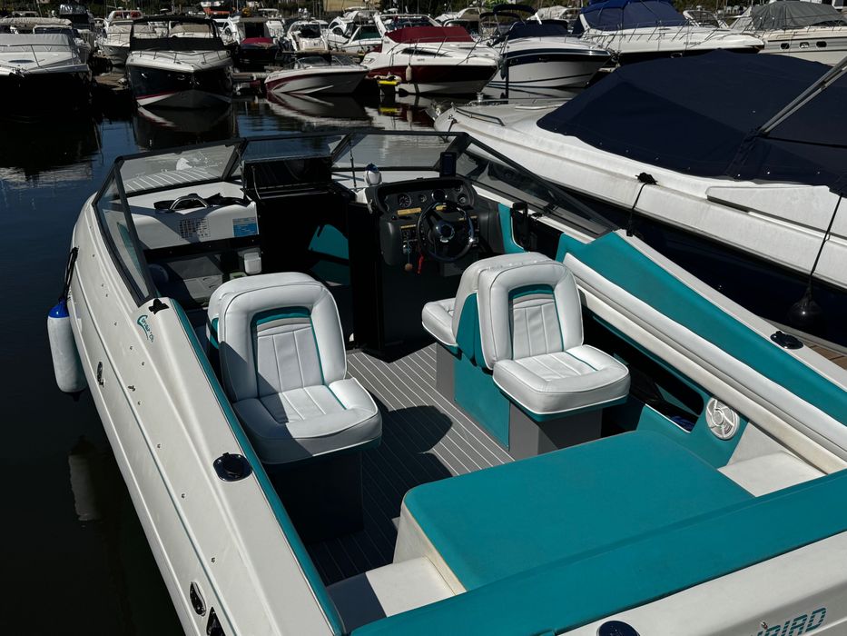 Barco Sunbird Corsair 218