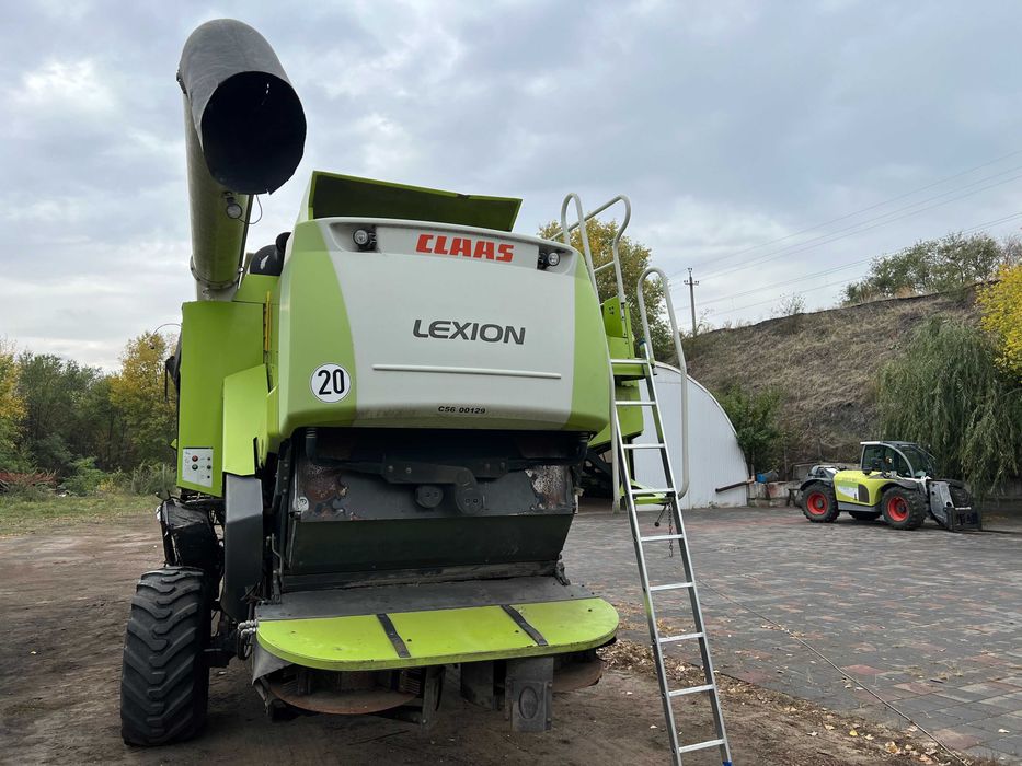 "Розбирання" Зернозбиральний комбайн Claas Lexion 760, 2011