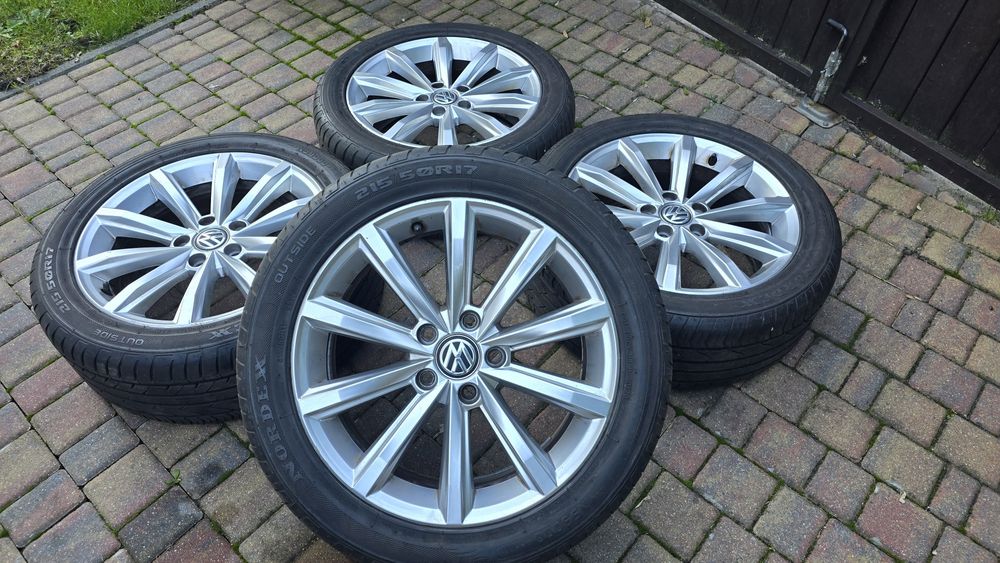 Komplet kół koła felgi VW Passat 17" opony letnie ie 215/50/17