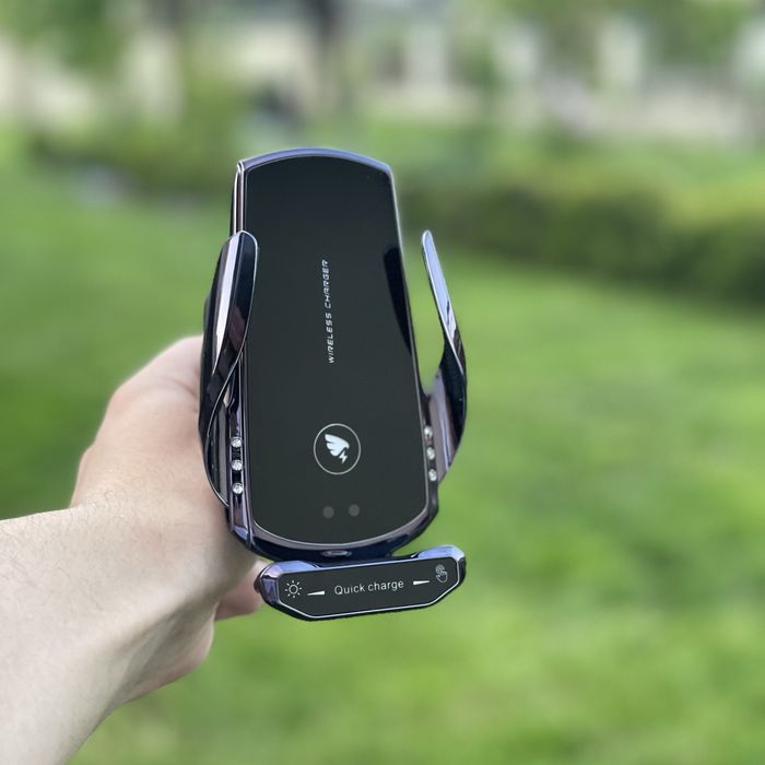 Авто тримач для телефону в машину з бездротовою зарядкою